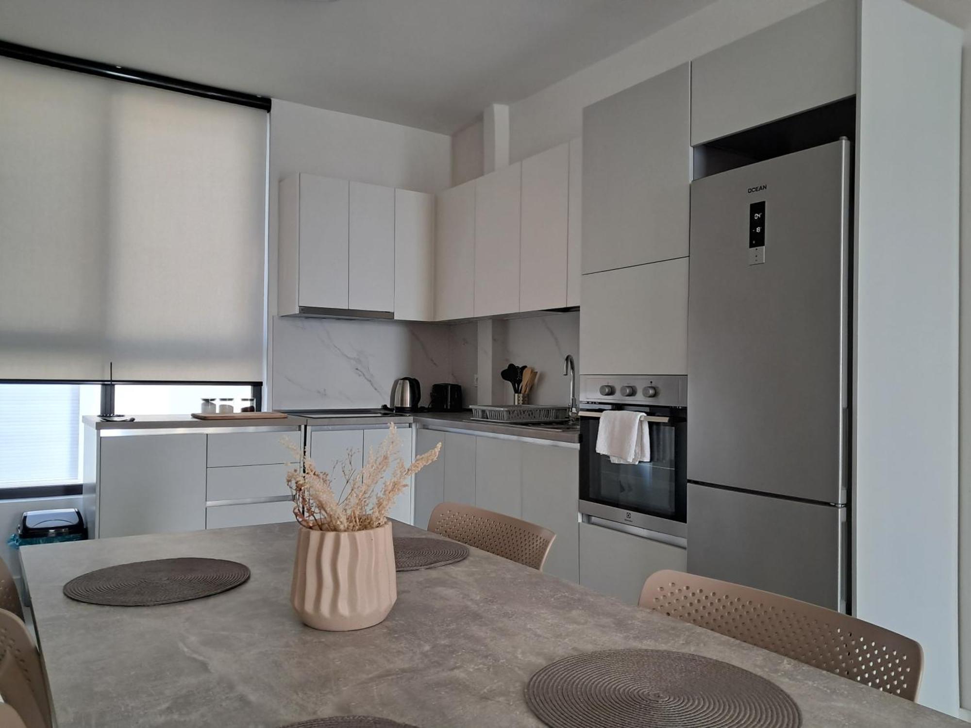 Ideal Sea View Apartment Vlorë Екстериор снимка